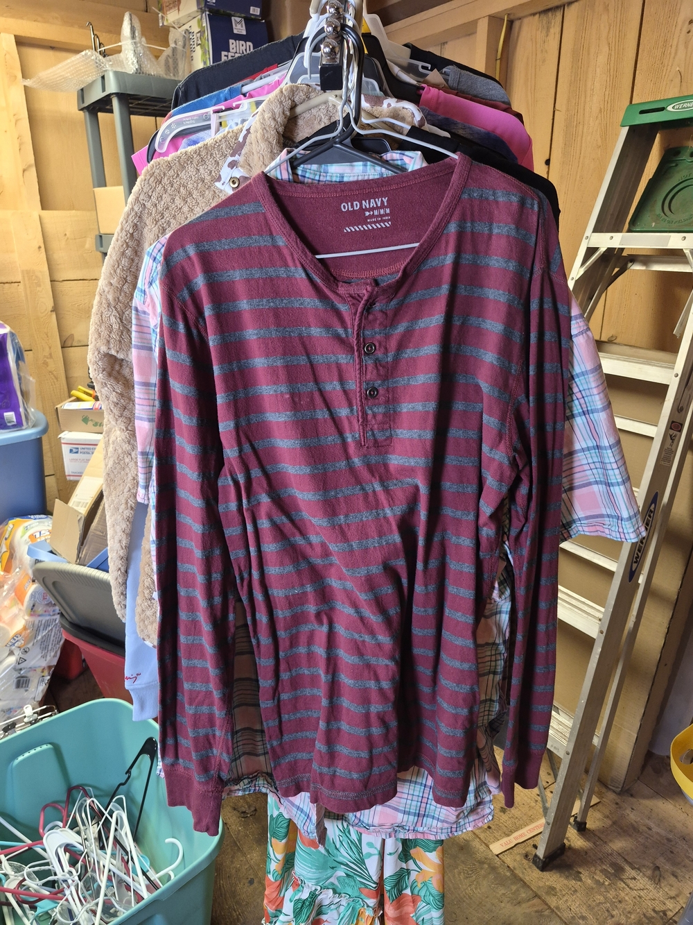 Old Navy Men's Maroon and Gray Striped Henley Shirt Bin 63